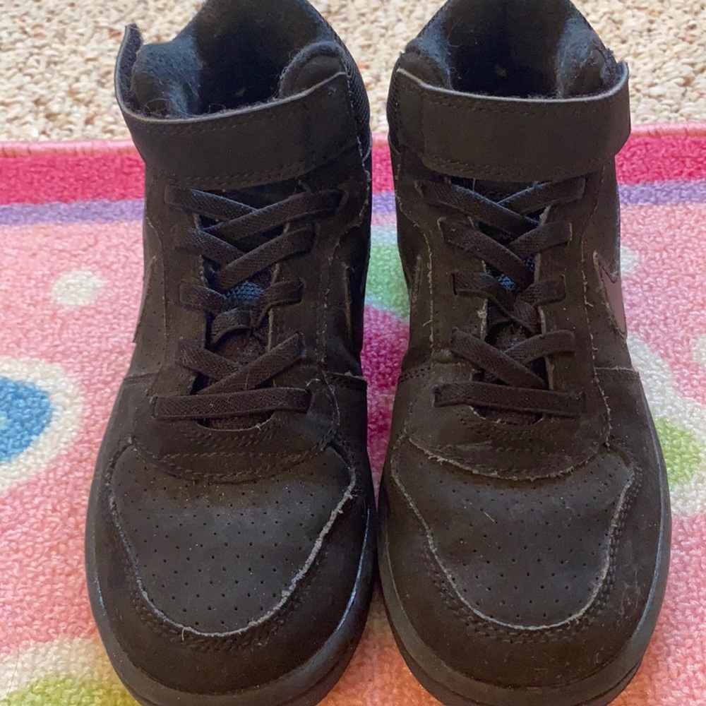 Nike Uptown’s. Great condition